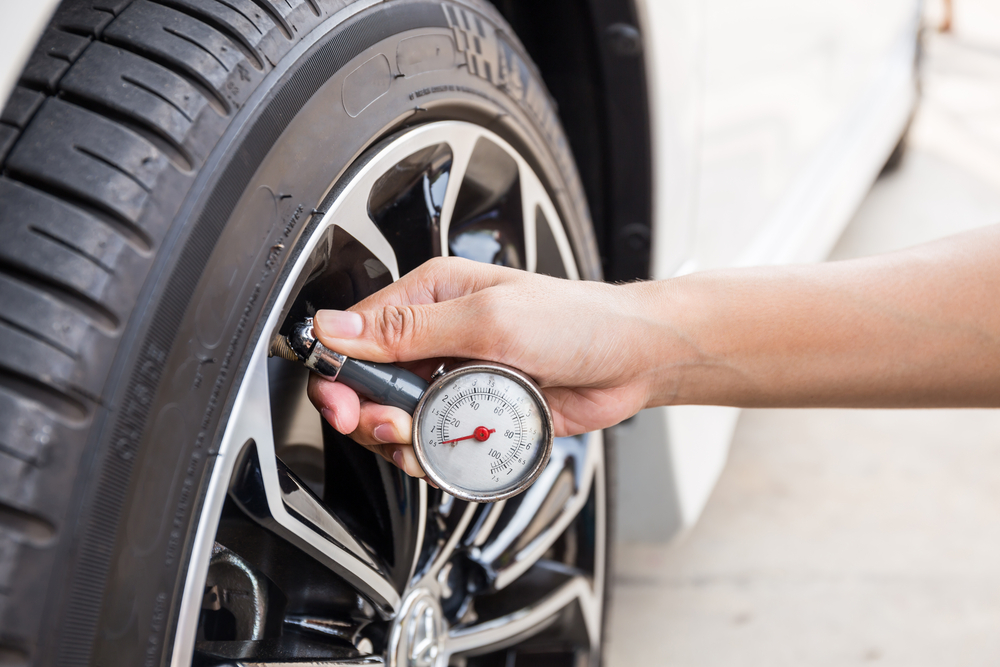 輪胎保養：養成定期輪胎狀況檢測，減少行車時的輪胎異常風險